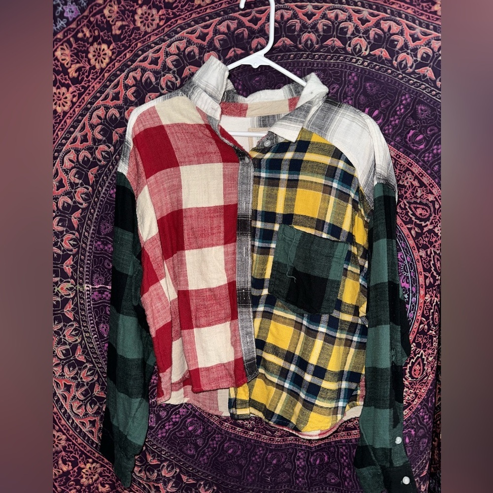 American Eagle Outfitters Red and Yellow Button Down Shirt